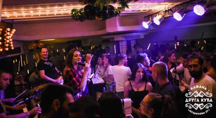 kafana druga kuca
