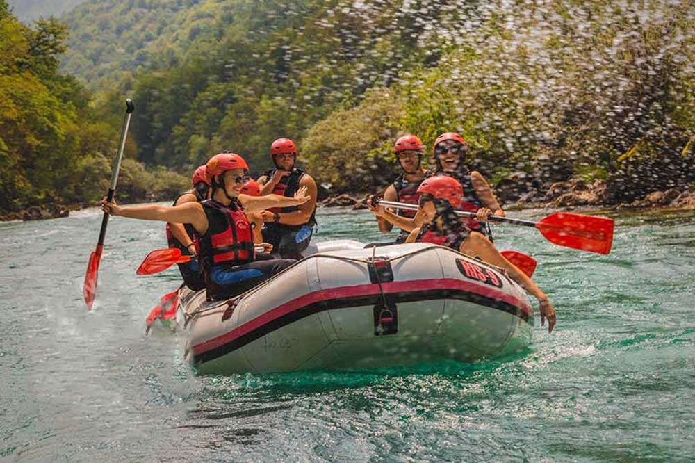 Vrhunski rafting na Tari u kampu Rajska rijeka